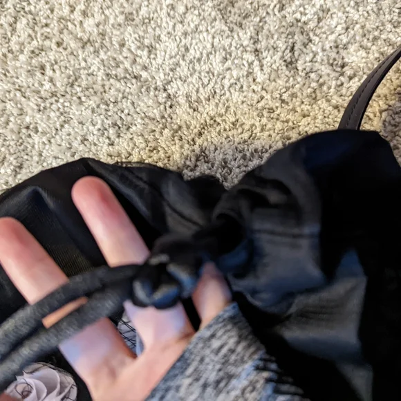 Victoria's secret drawstring shoulder bag - Picture 6 of 6